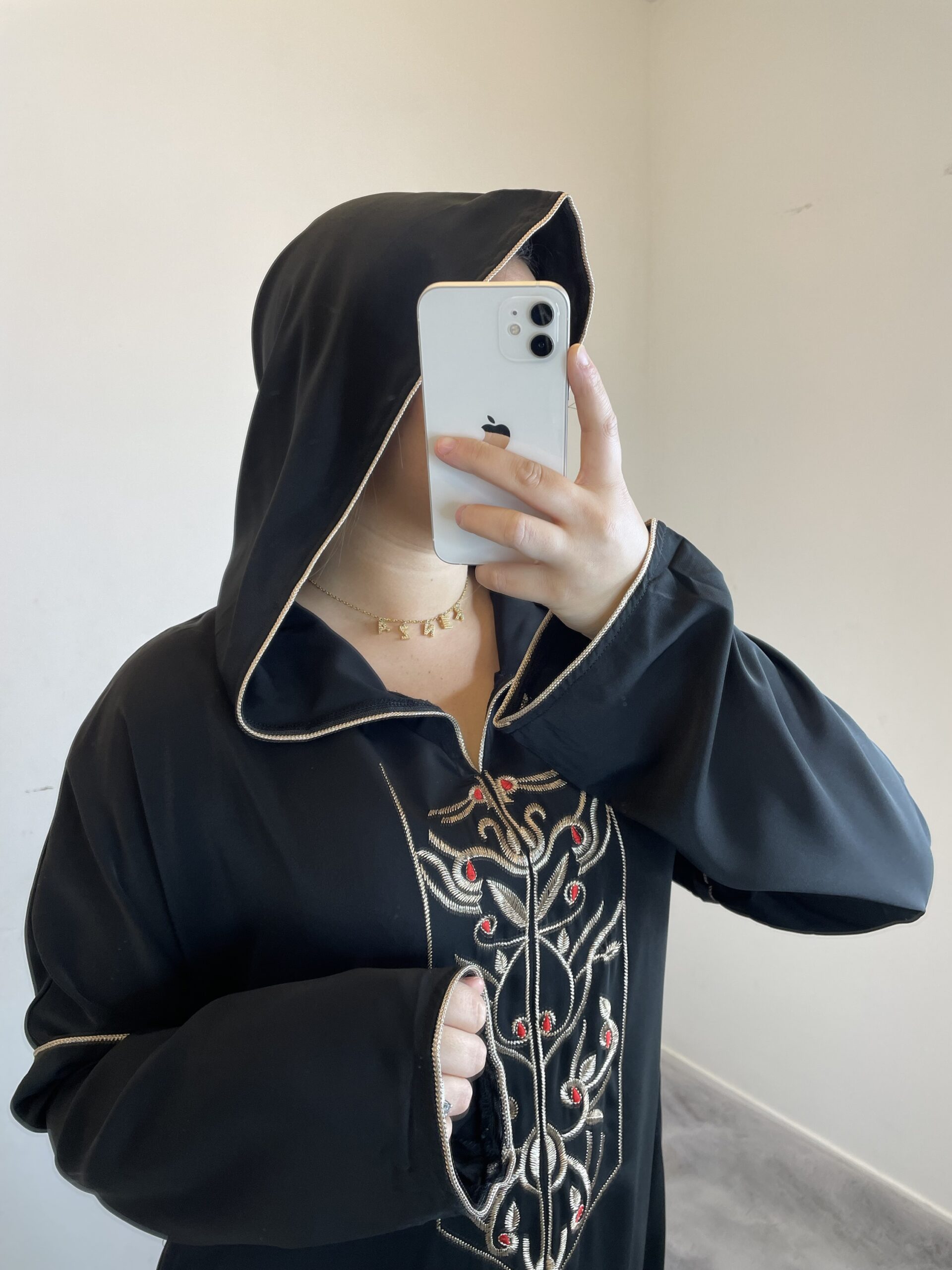 abaya avec capuche